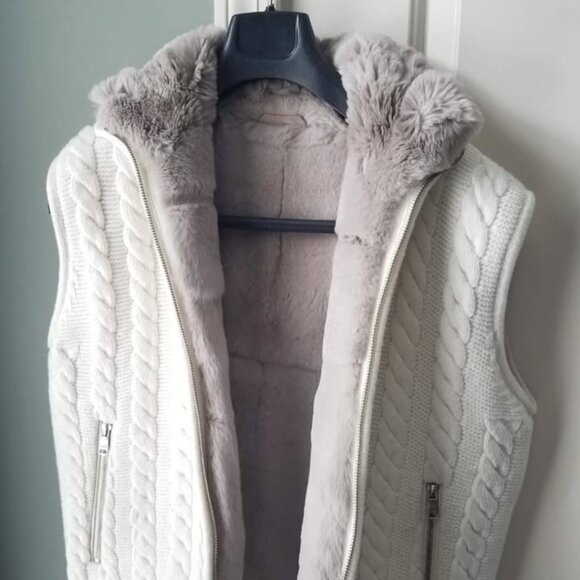 Mens cable-knit vest with fur lining inside